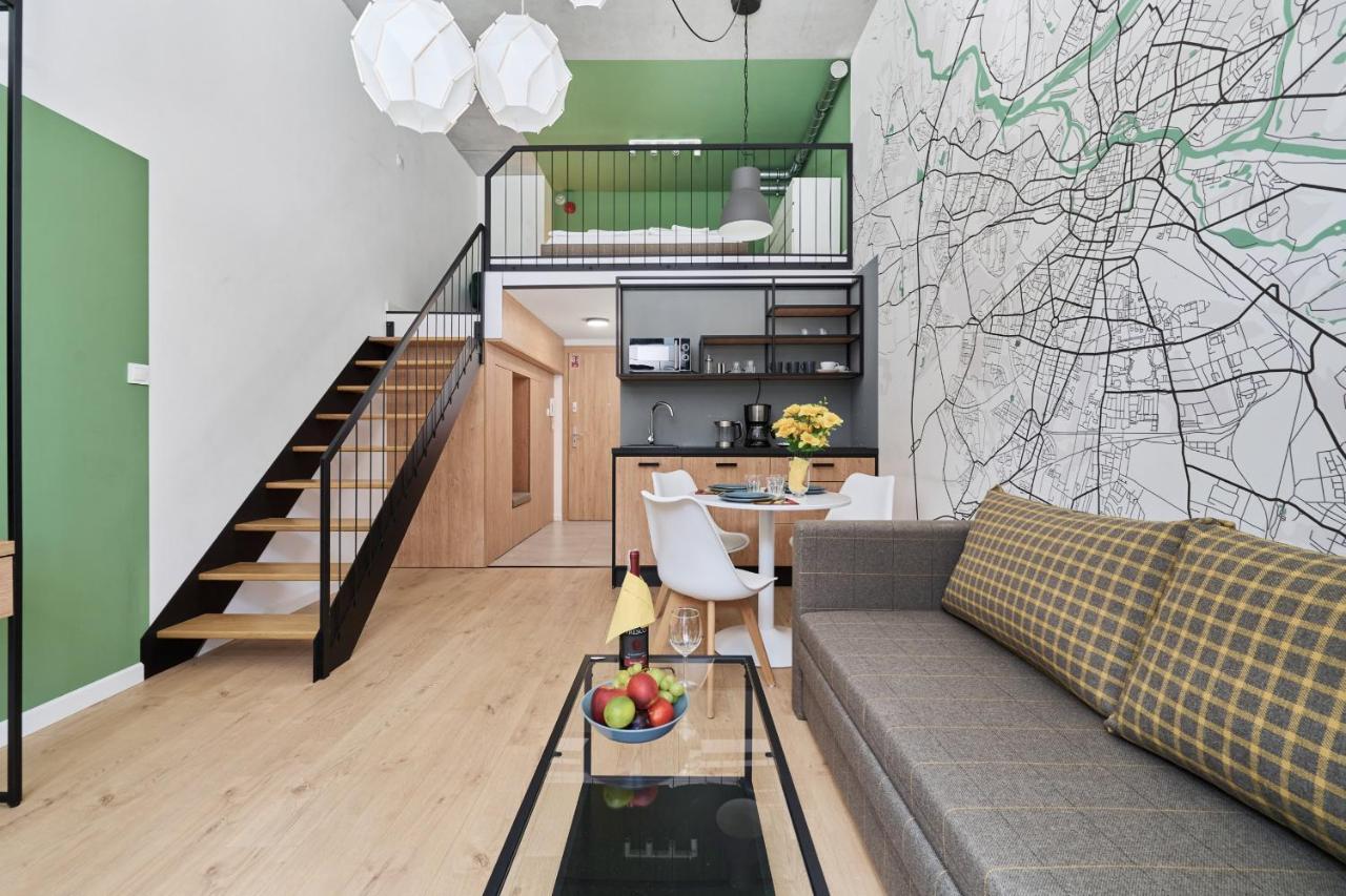 Mezzanine Studio Apartments Zarembowicza Wroclaw Airport By Renters Εξωτερικό φωτογραφία