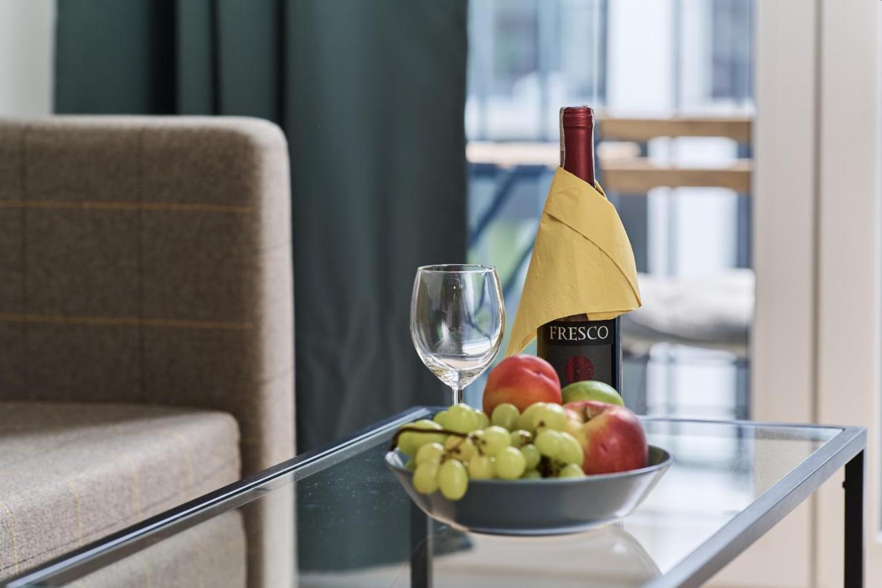 Mezzanine Studio Apartments Zarembowicza Wroclaw Airport By Renters Εξωτερικό φωτογραφία