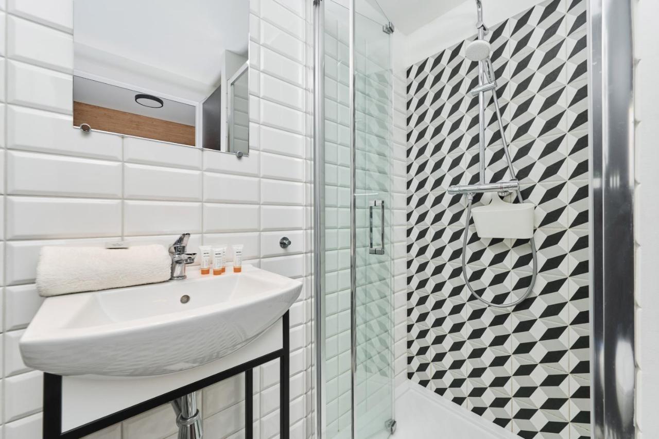 Mezzanine Studio Apartments Zarembowicza Wroclaw Airport By Renters Εξωτερικό φωτογραφία